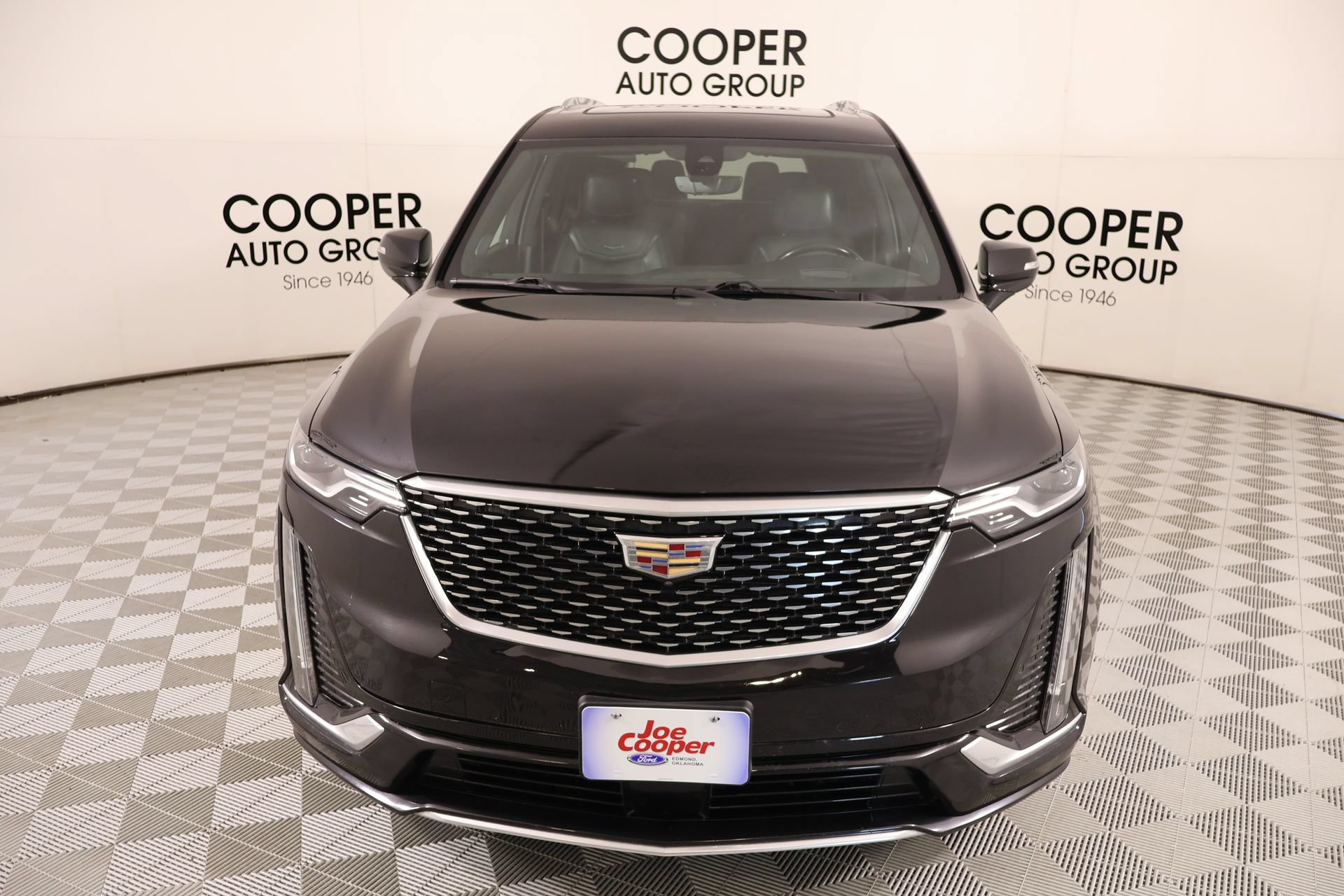 Used 2023 Cadillac XT6 Premium Luxury w/ Technology Package AWD/4WD image 9