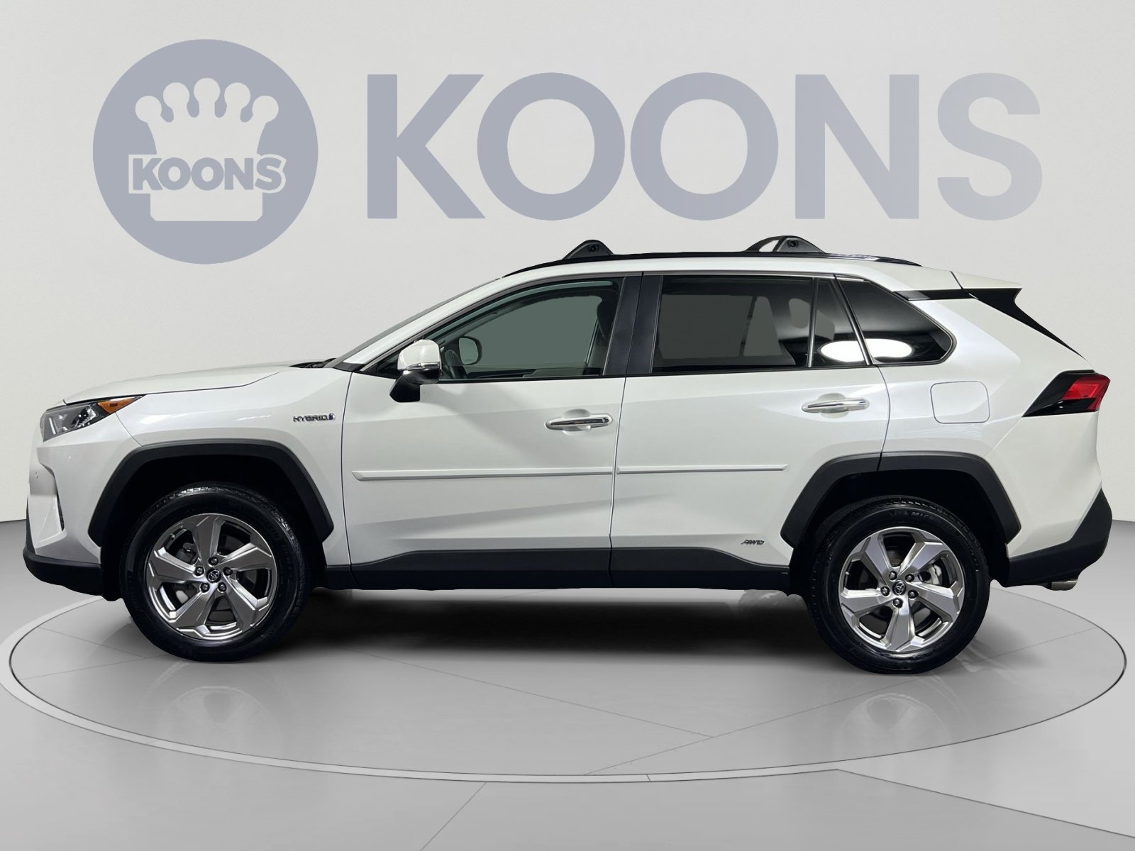 Used 2019 Toyota RAV4 Limited AWD/4WD image 2