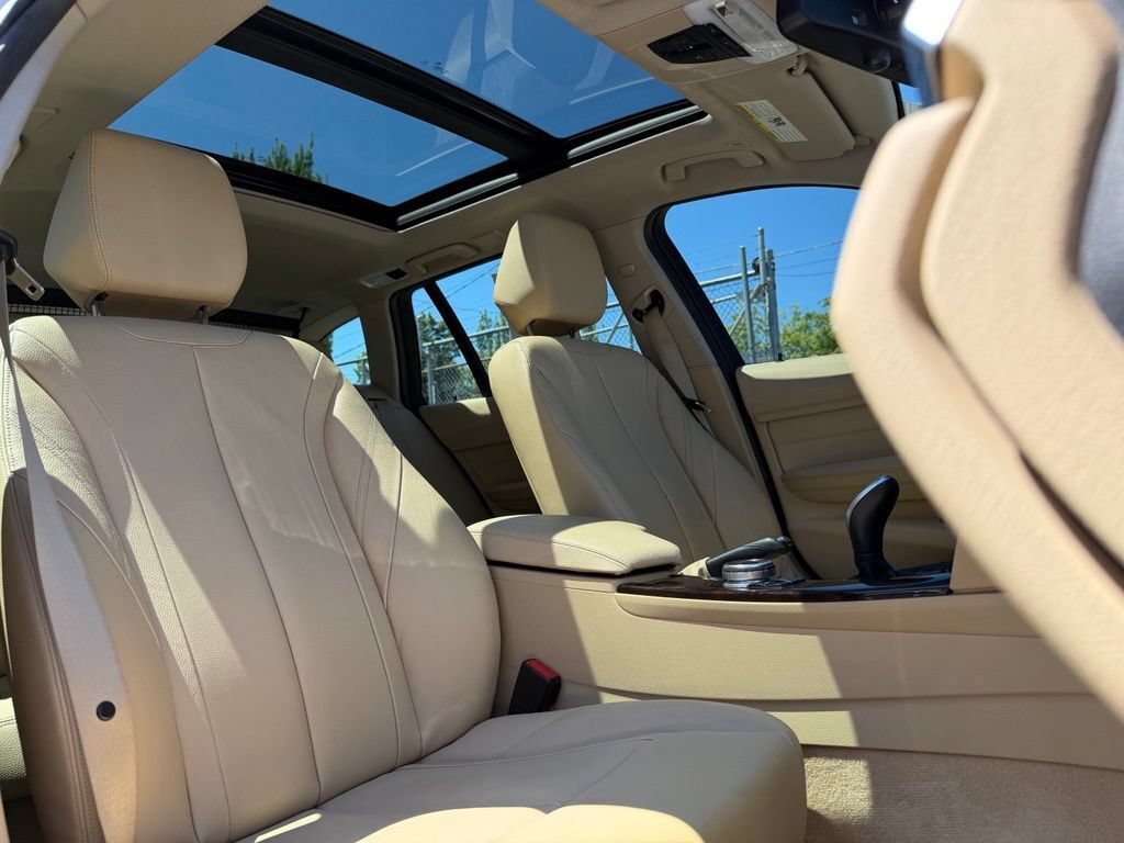 Used 2015 BMW 328d xDrive Wagon AWD/4WD image 11