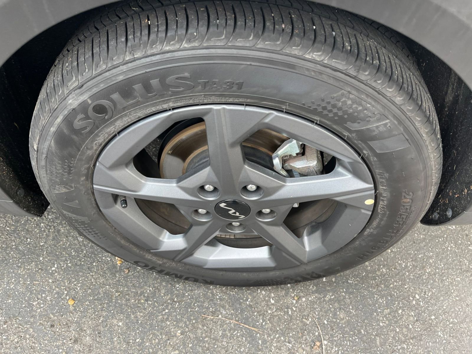 Used 2025 Kia K4 LXS image 29