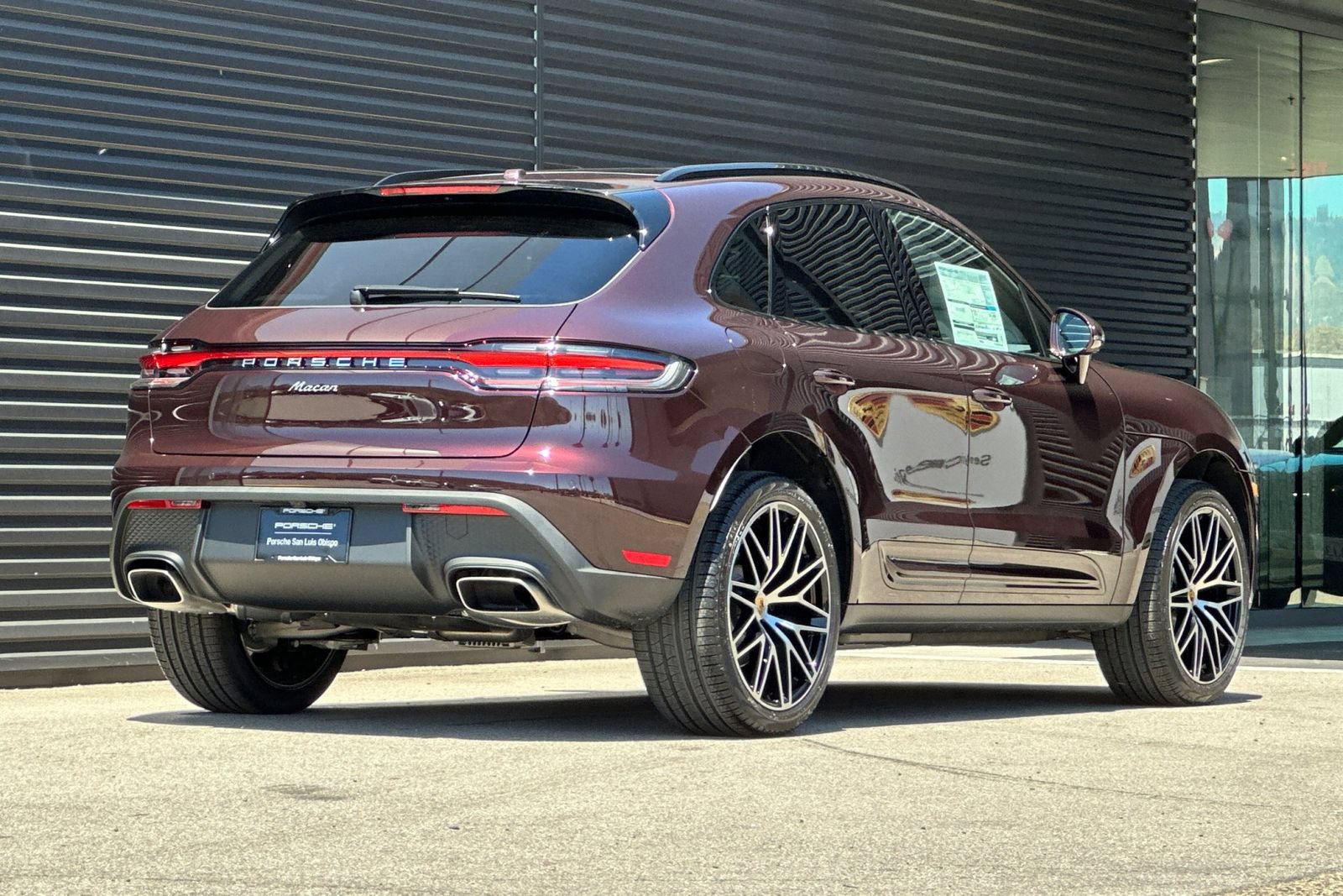 New 2026 Porsche Macan AWD/4WD image 8