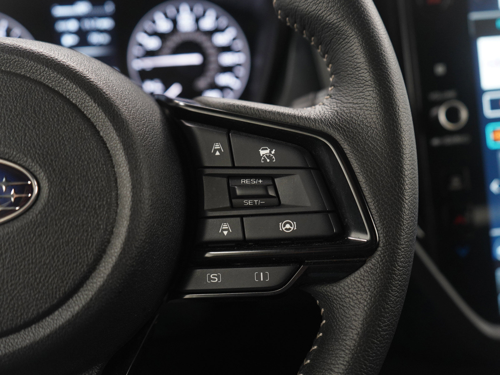 Used 2025 Subaru Forester Premium image 27