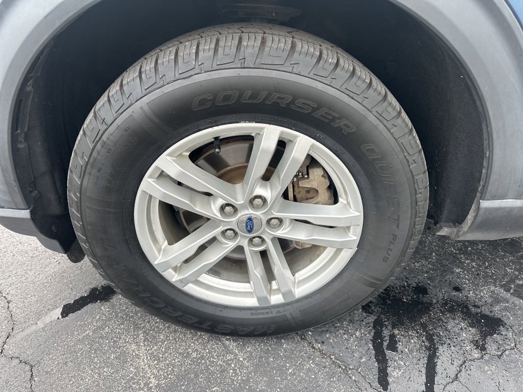 Used 2020 Ford Explorer XLT w/ Equipment Group 202A image 37