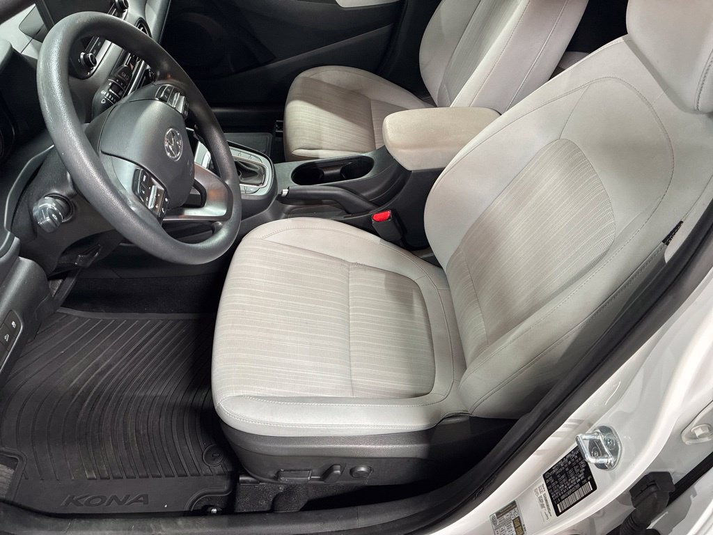 Used 2023 Hyundai Kona SEL AWD/4WD image 11