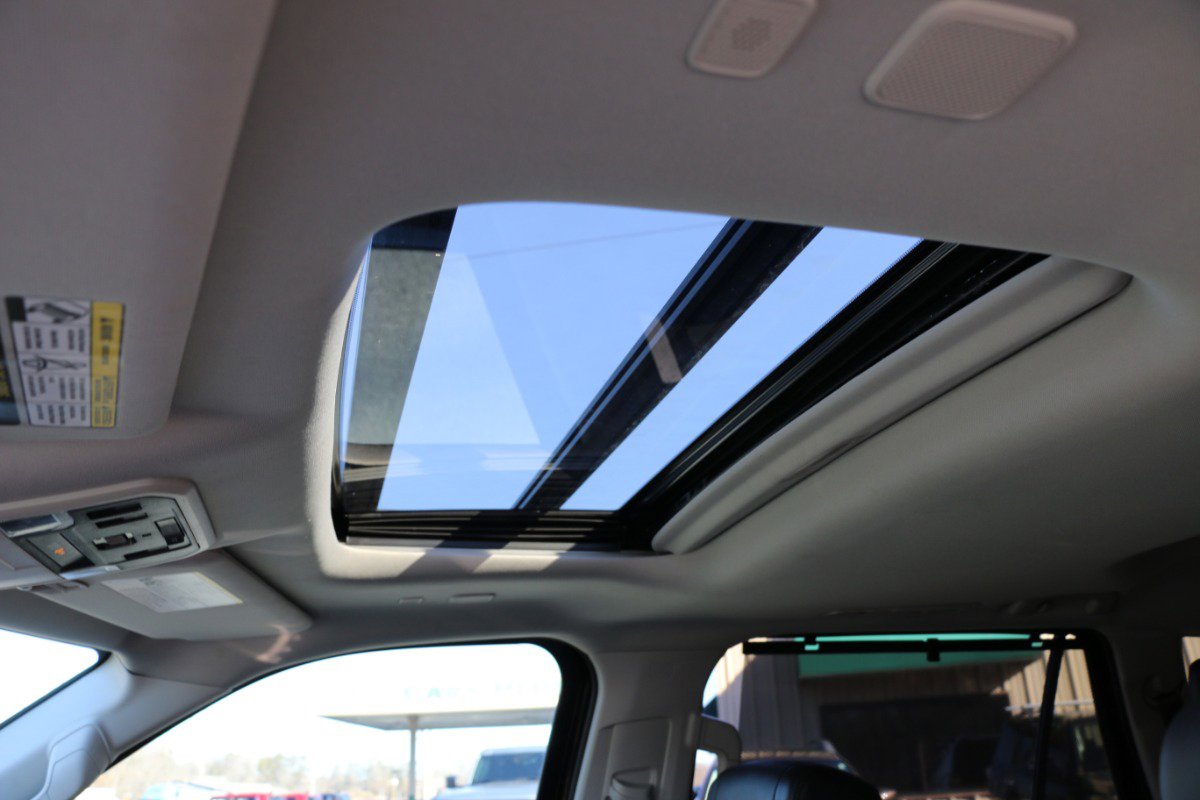 Used 2023 Toyota Sequoia Limited image 27