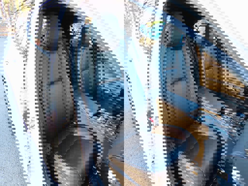 Used 2023 MAZDA MAZDA3 s image 17