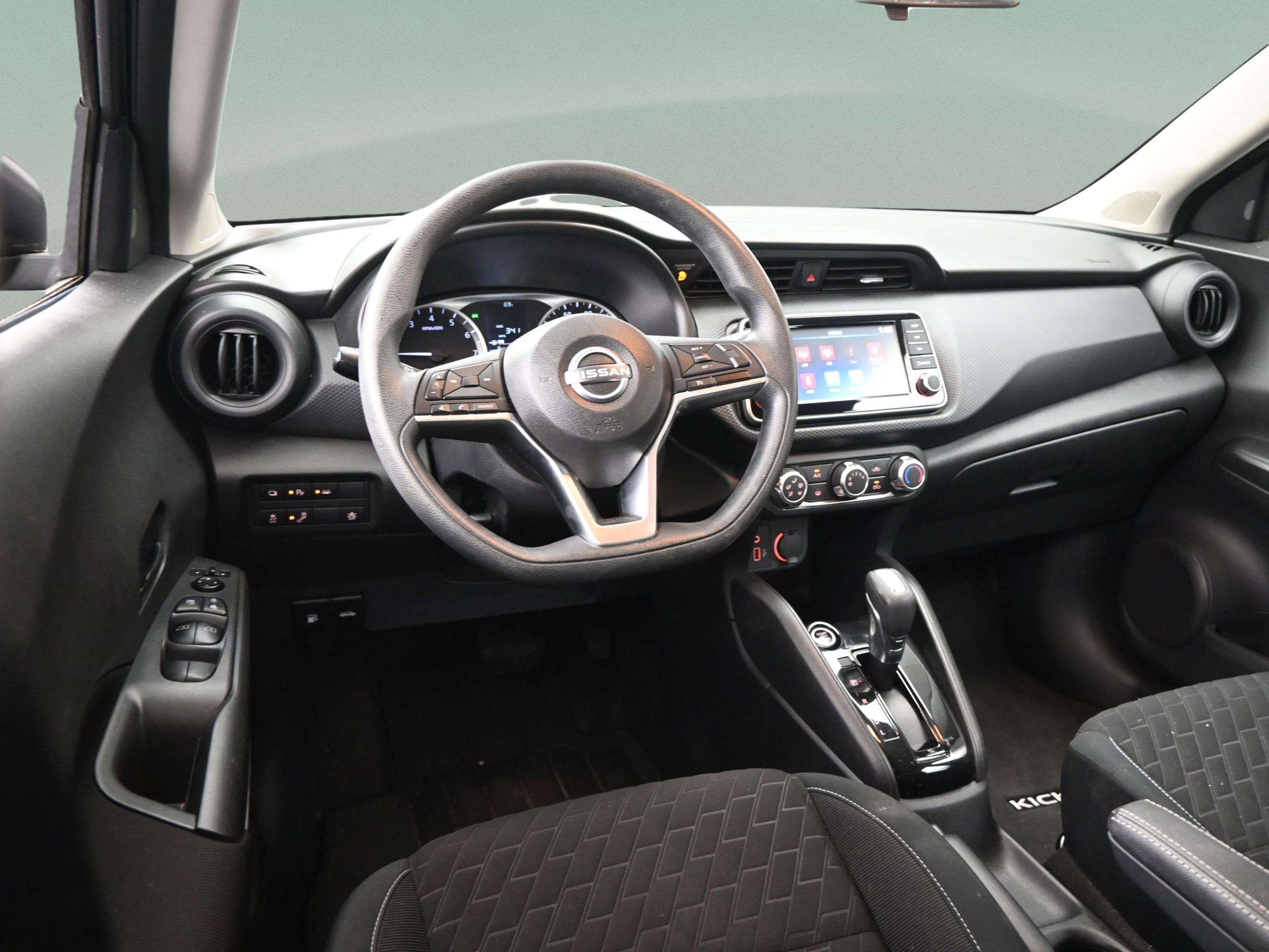 Used 2022 Nissan Kicks S image 35