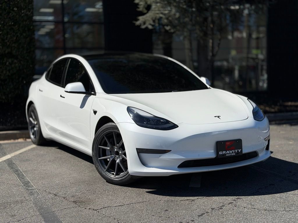 Used 2021 Tesla Model 3 Standard Range Plus image 7
