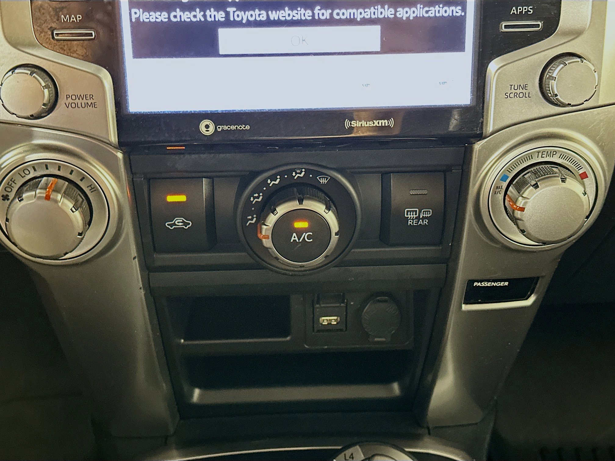 Used 2021 Toyota 4Runner SR5 AWD/4WD image 22