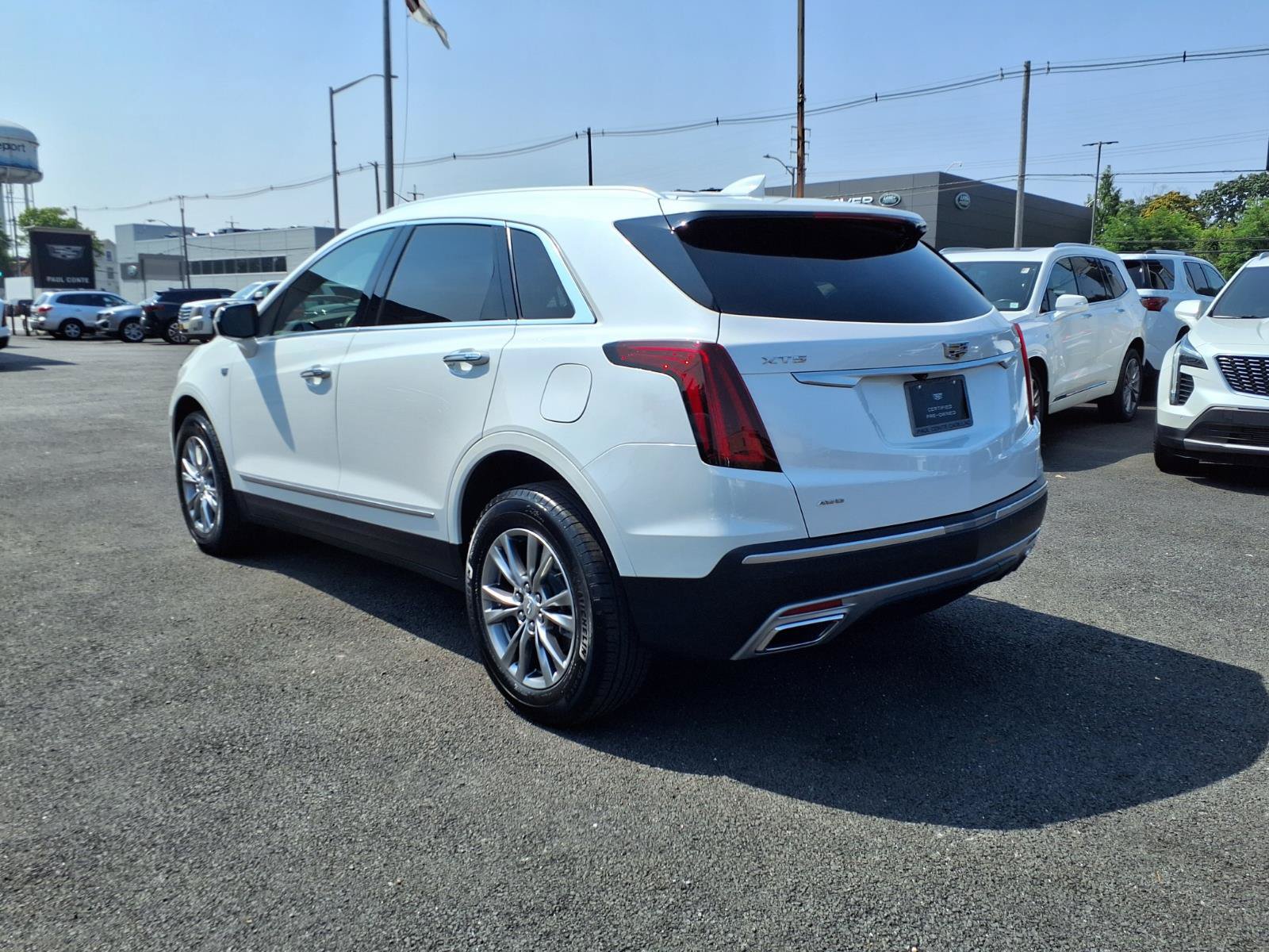 Certified 2024 Cadillac XT5 Premium Luxury w/ LPO, Floor Liner Package AWD/4WD image 7