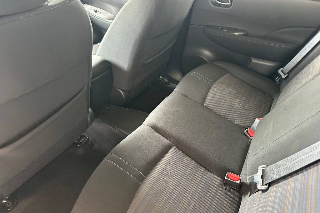 Used 2019 Nissan Leaf S w/ S Charge Package FWD image 11