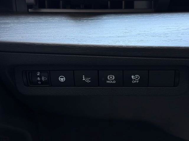 Certified 2024 Nissan Ariya AWD image 26