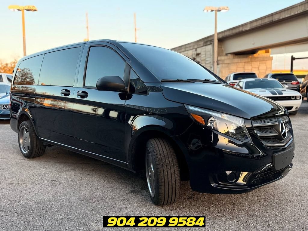 Used 2018 Mercedes-Benz Metris Passenger image 12
