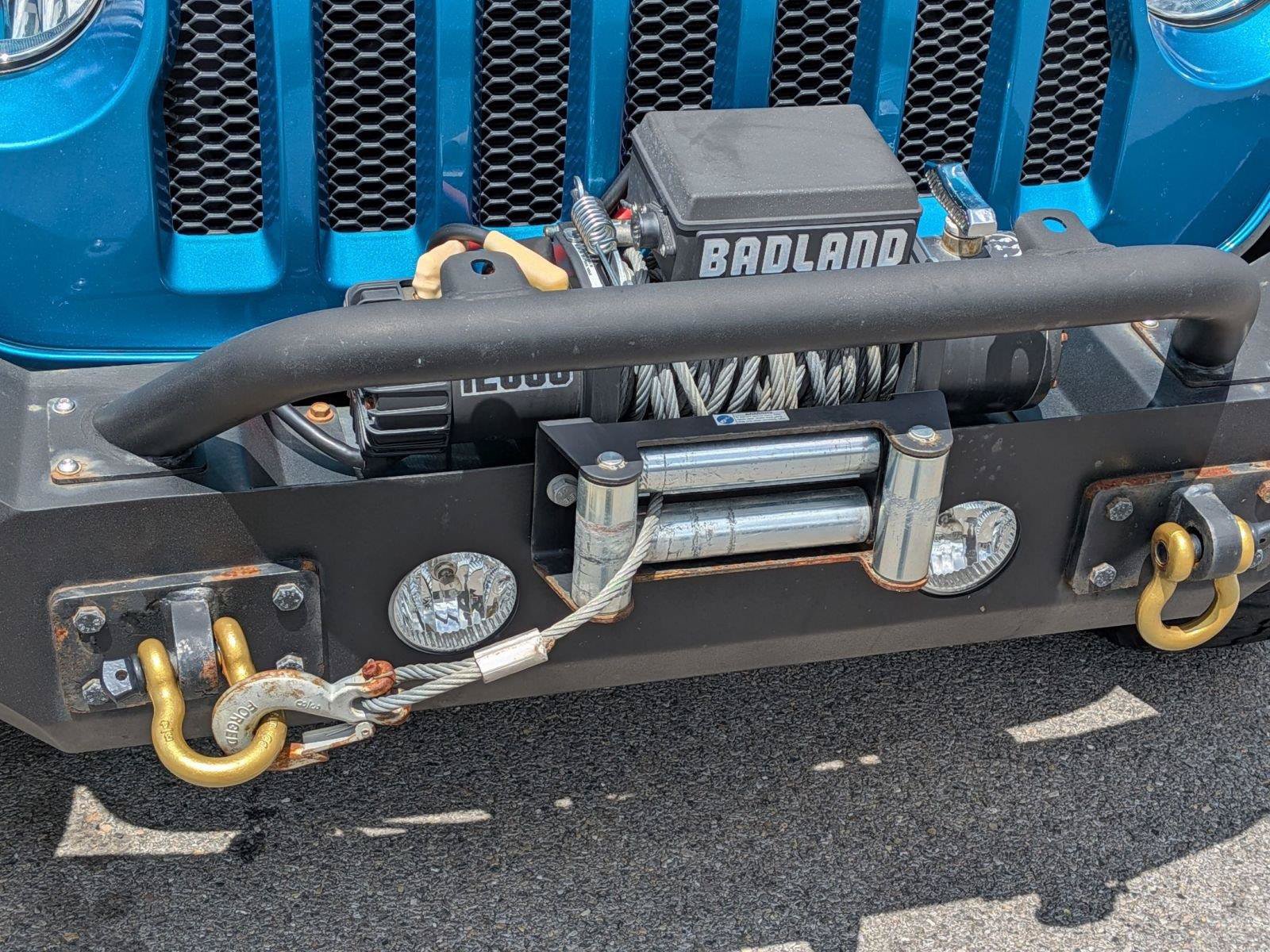 Used 2019 Jeep Wrangler Sport AWD/4WD image 35