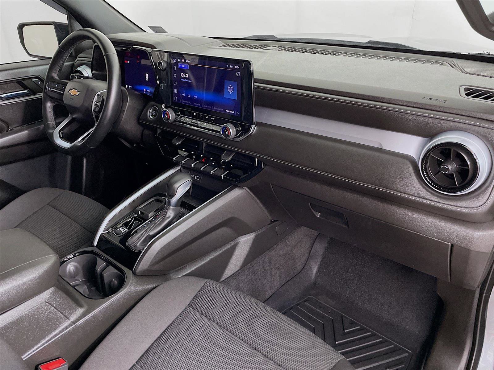 Used 2024 Chevrolet Colorado LT w/ LT Convenience Package image 31