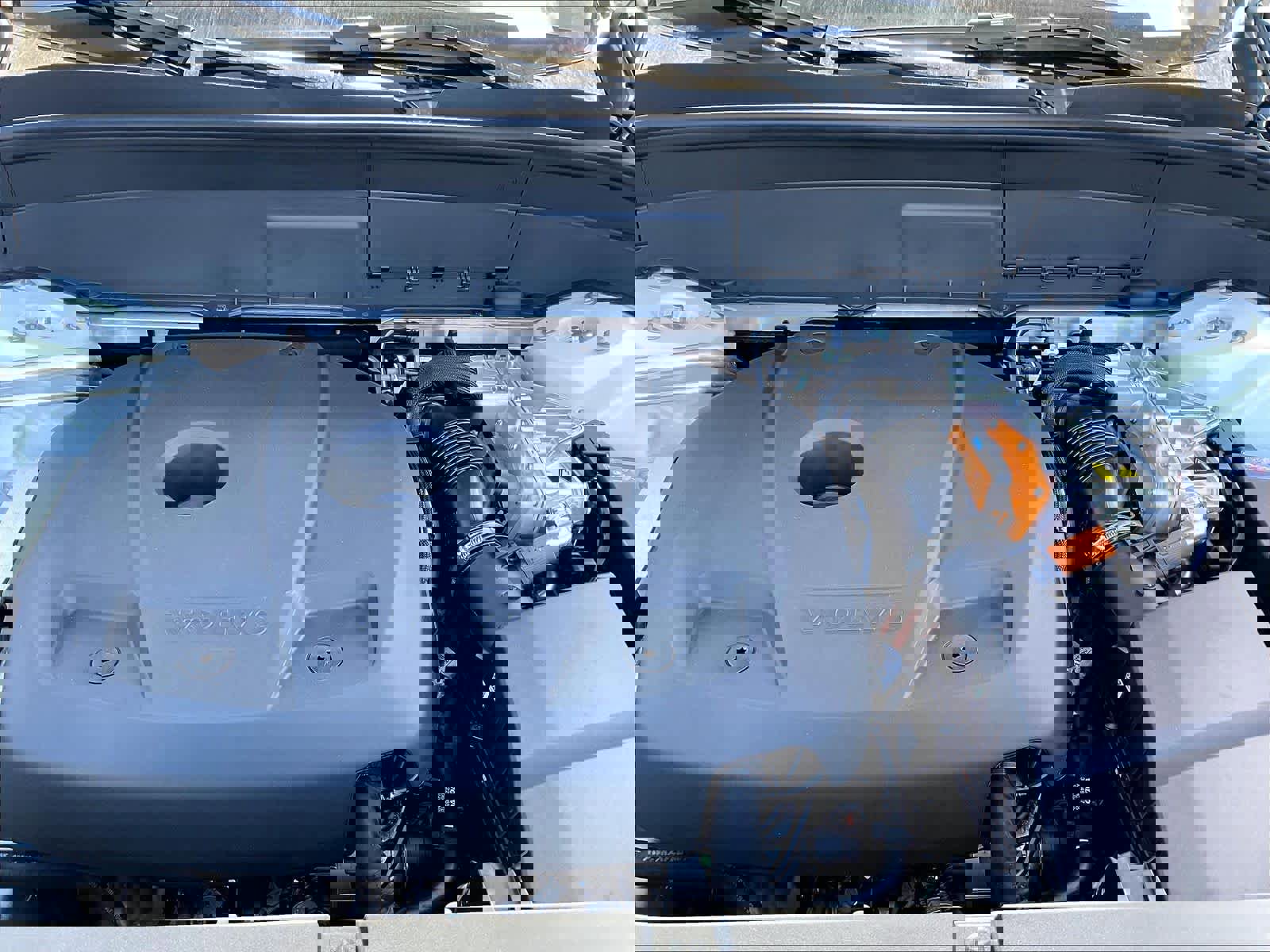 New 2026 Volvo XC90 T8 Ultra w/ Lounge Package image 13