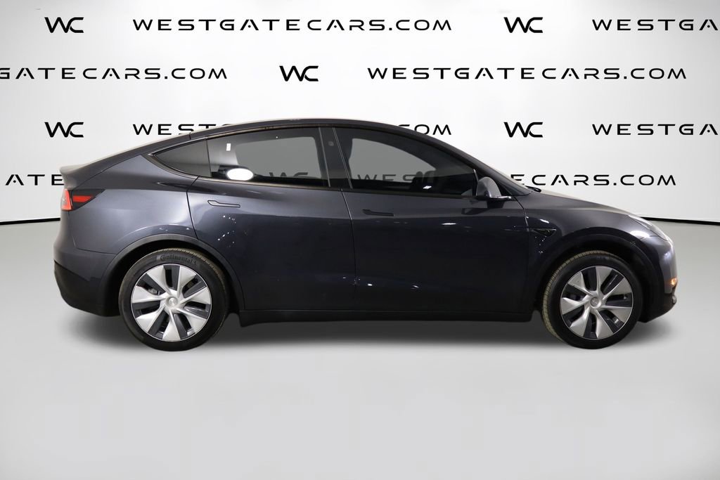 Used 2024 Tesla Model Y Long Range RWD image 45