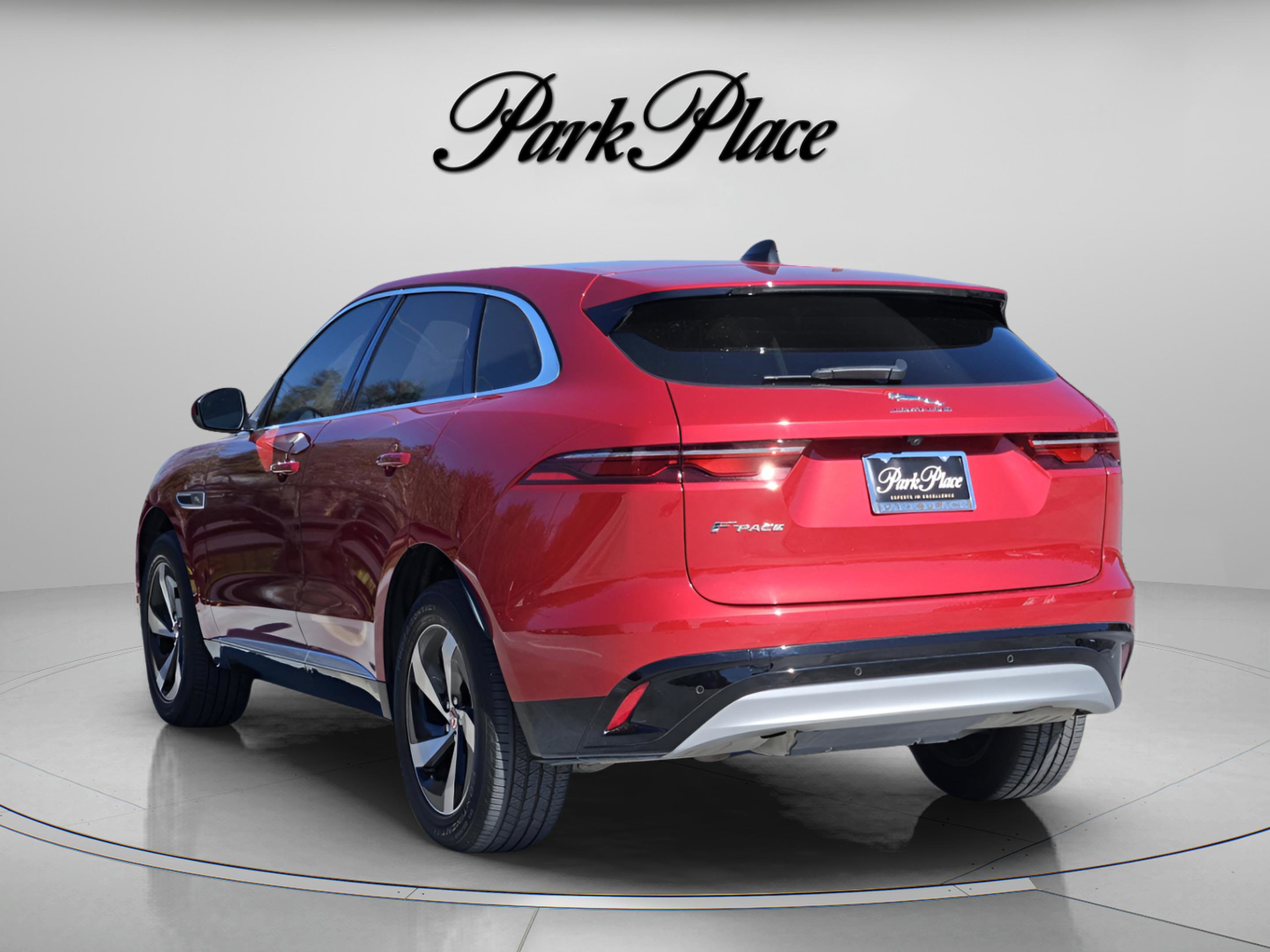 Used 2022 Jaguar F-PACE S image 3