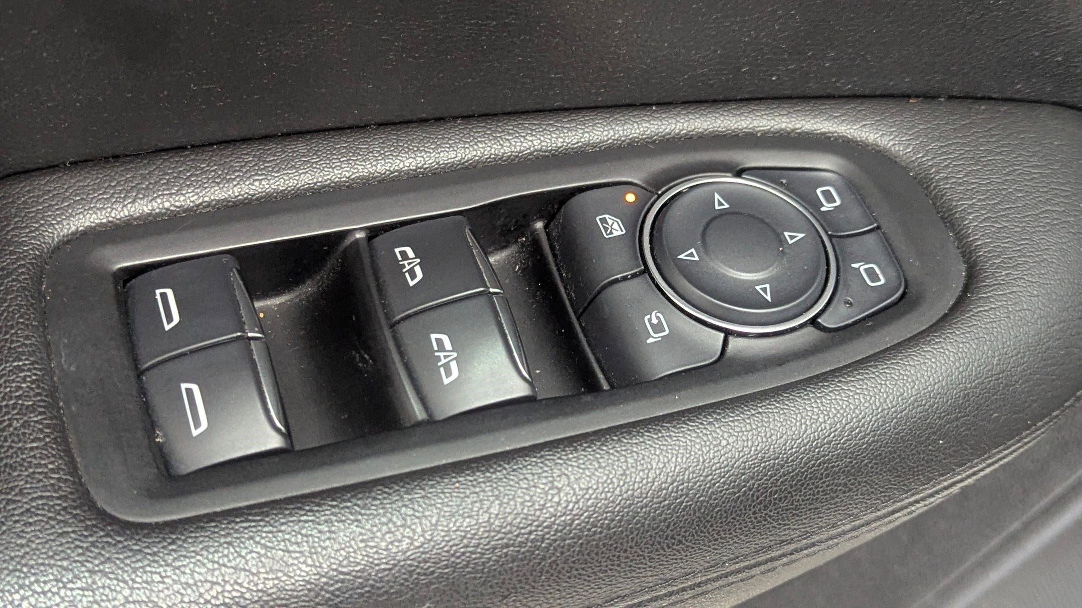 Used 2017 Cadillac XT5 Luxury w/ Driver Awareness Package image 25