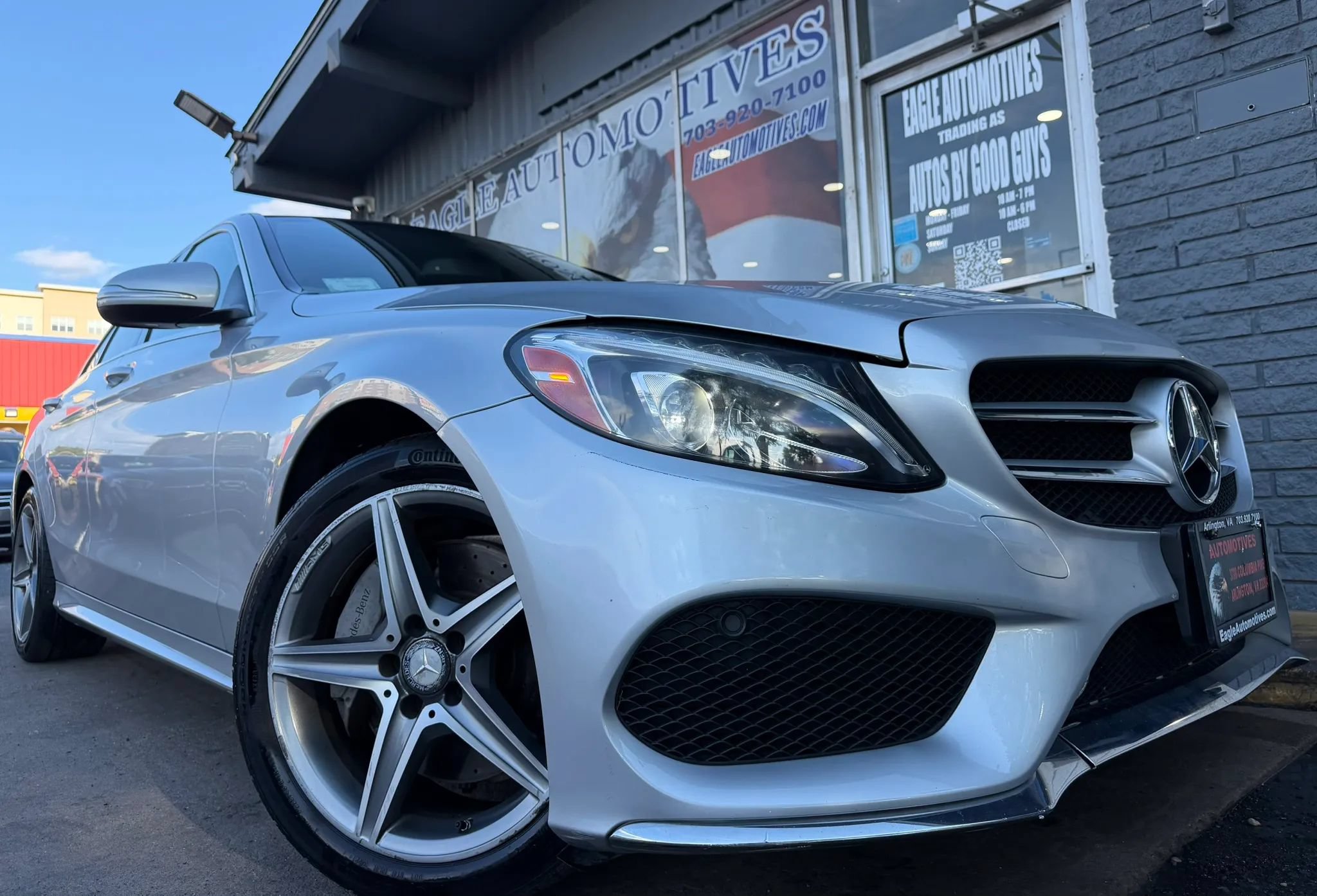 Used 2015 Mercedes-Benz C 300 4MATIC Sedan image 1