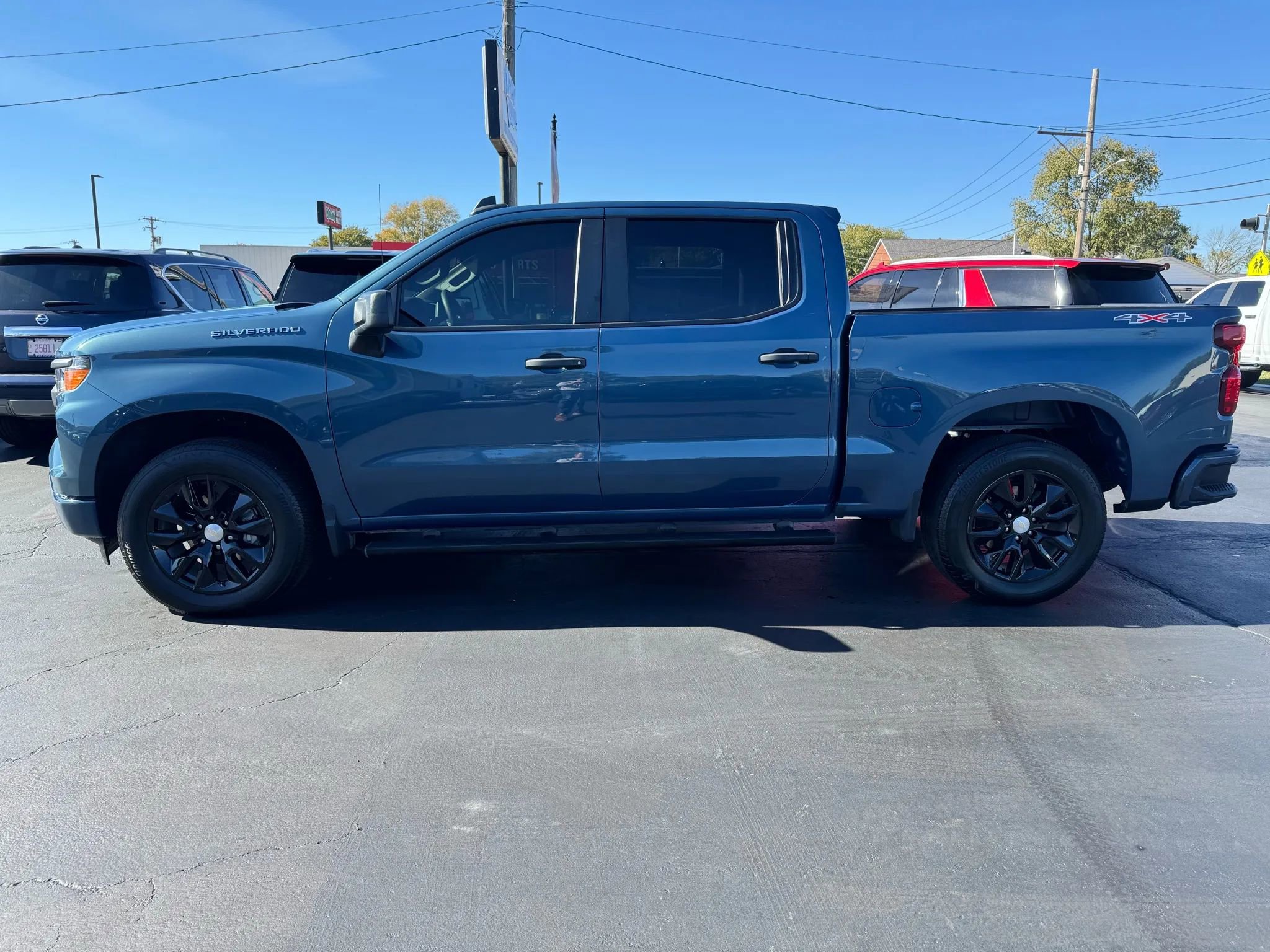 Used 2024 Chevrolet Silverado 1500 Custom image 4