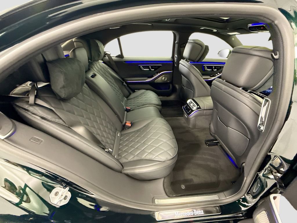 New 2026 Mercedes-Benz S 580e 4MATIC Sedan image 21