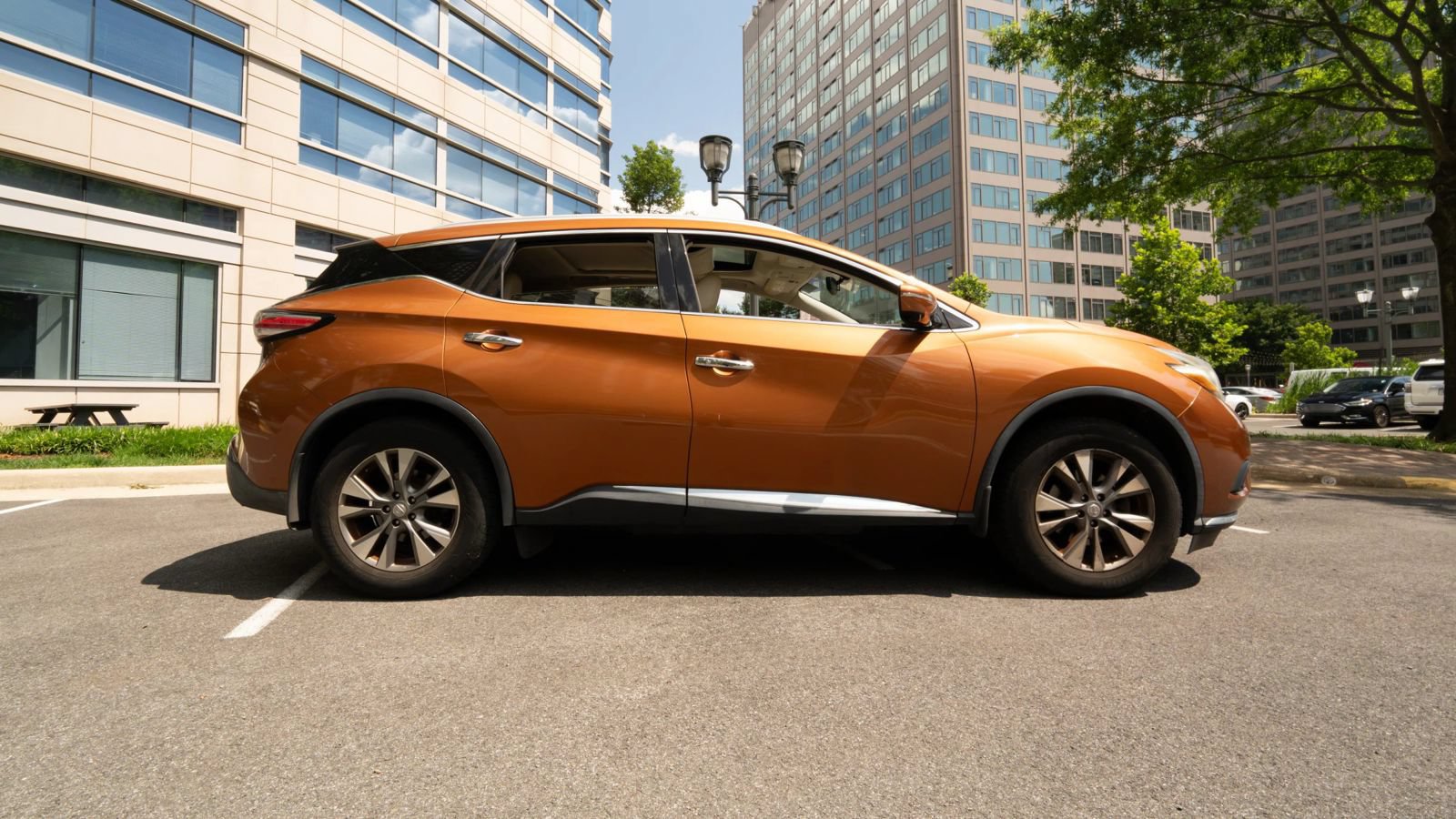 Used 2015 Nissan Murano SL w/ SL Technology Package AWD/4WD image 2