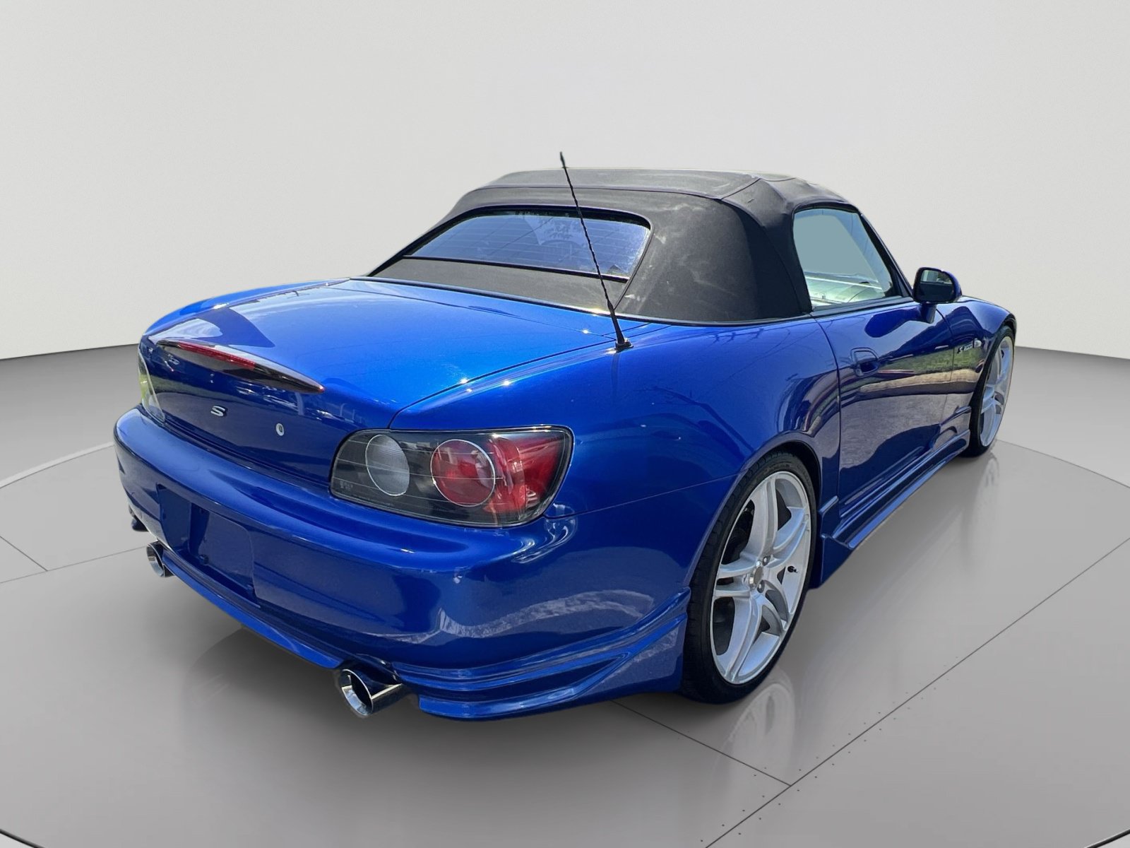 Used 2002 Honda S2000 image 5