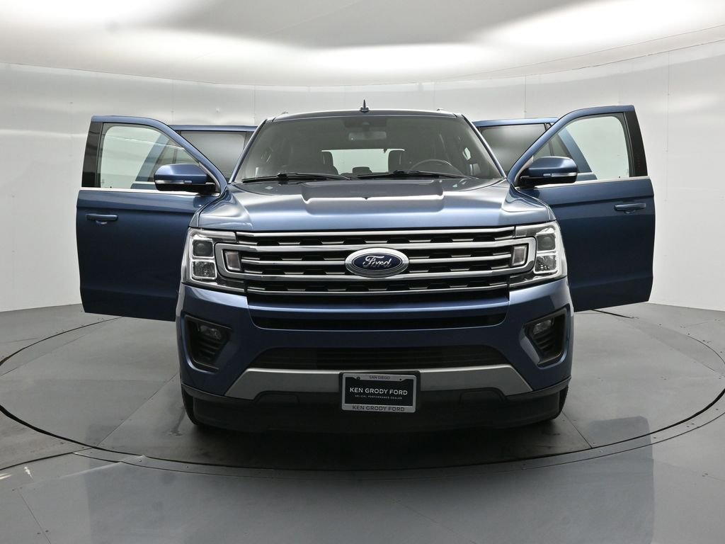 Used 2019 Ford Expedition XLT w/ Equipment Group 202A RWD image 34
