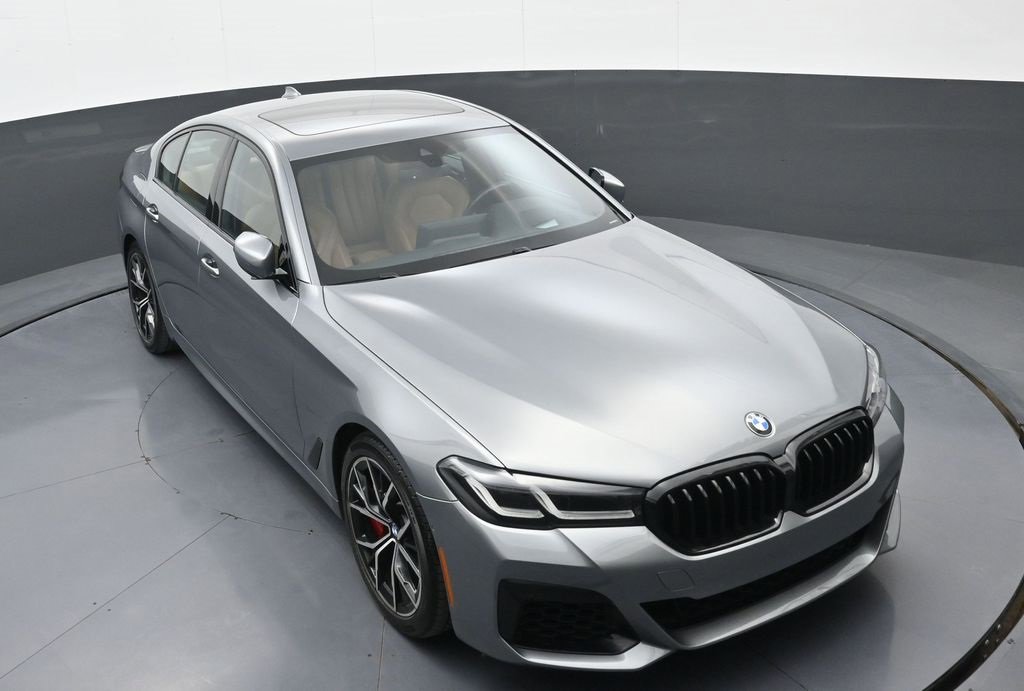 Used 2023 BMW 540i xDrive w/ M Sport Package image 31