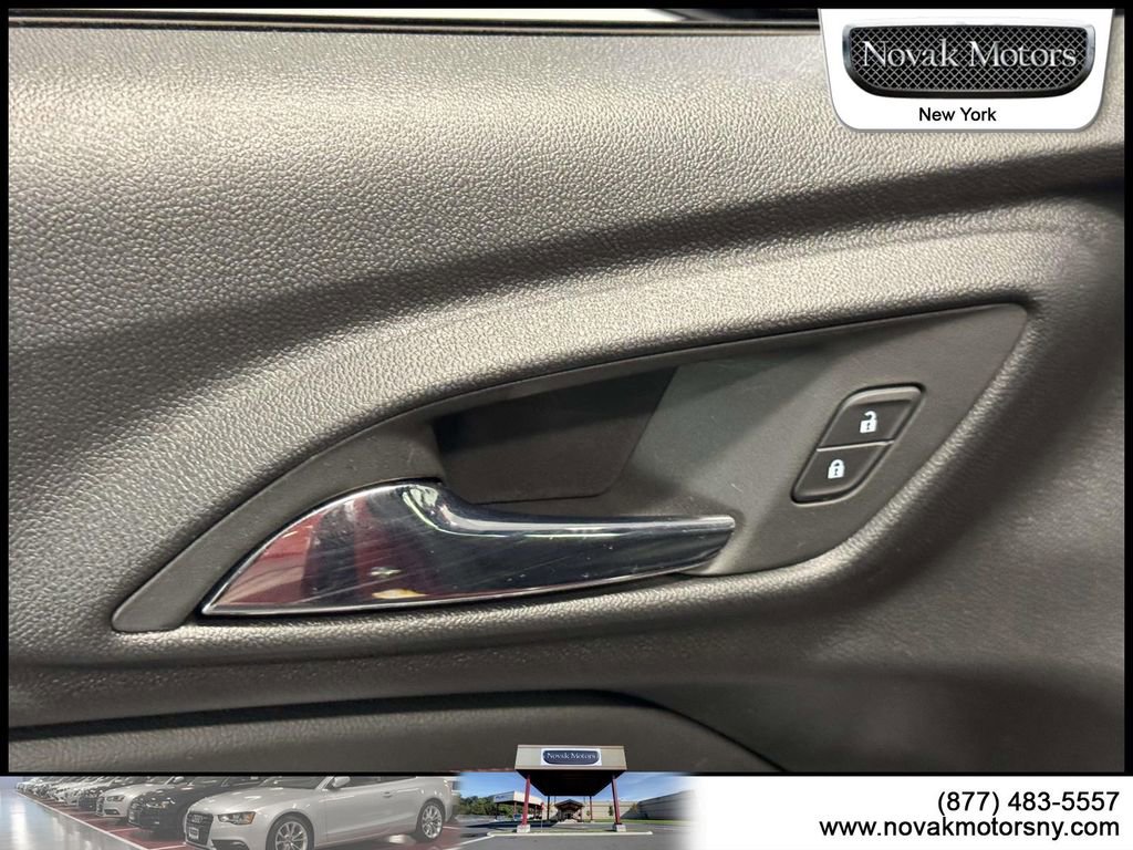 Used 2024 Chevrolet Trax RS FWD image 16