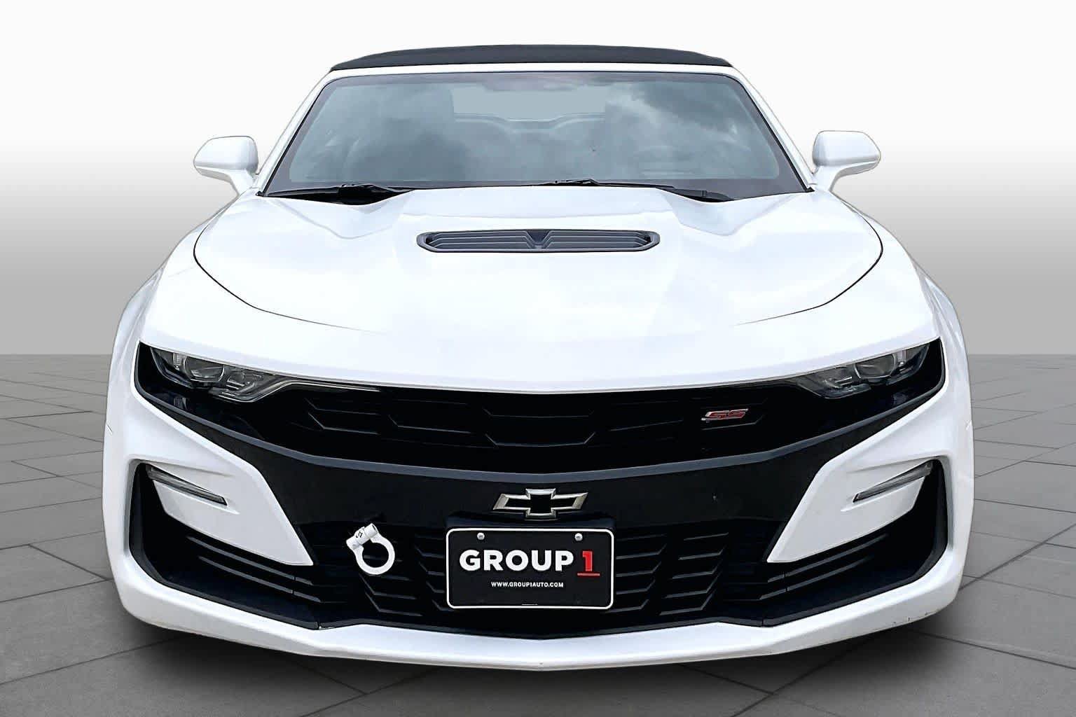 Used 2019 Chevrolet Camaro SS RWD image 4