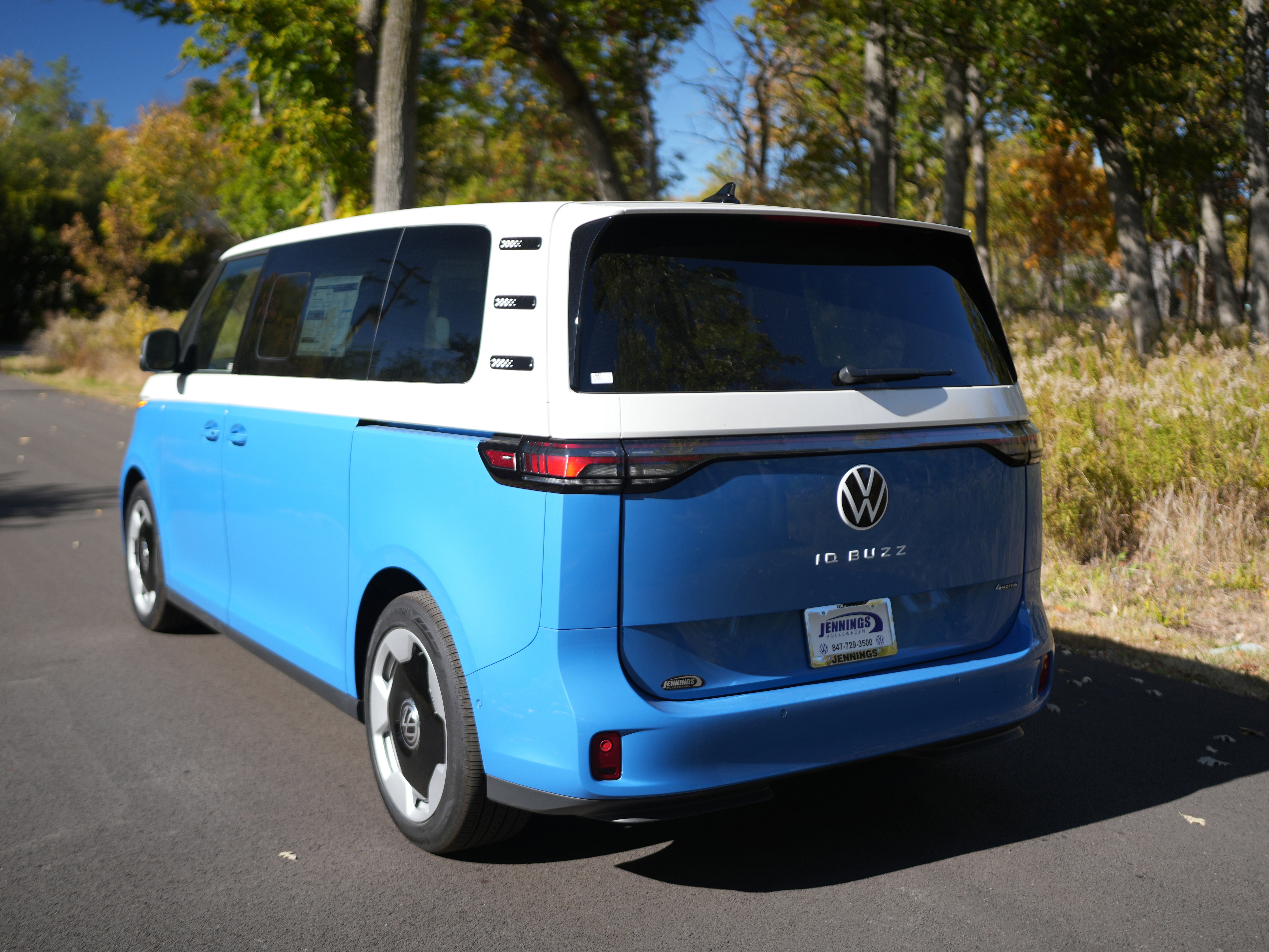 New 2025 Volkswagen ID. Buzz Pro S Plus image 5