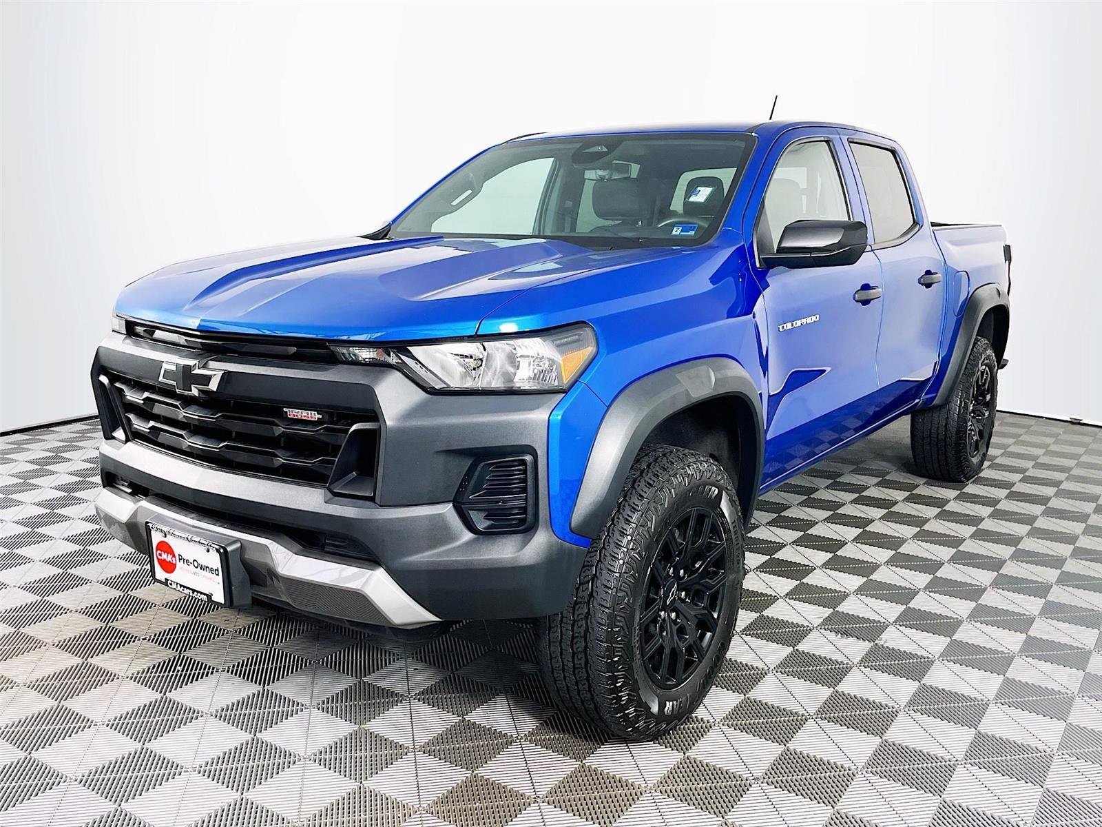 Used 2023 Chevrolet Colorado Trail Boss image 3
