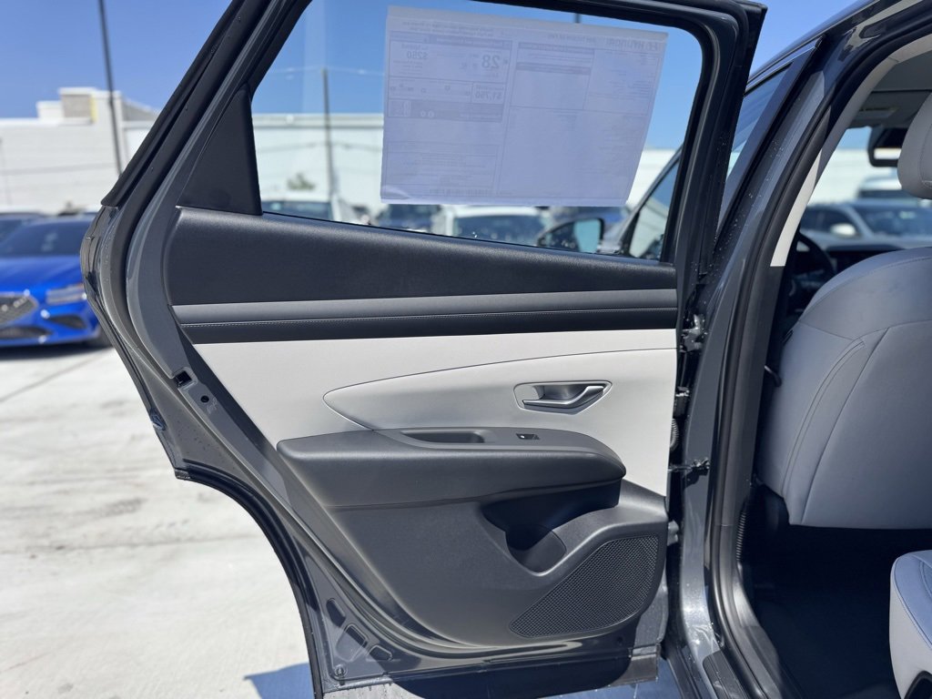 New 2026 Hyundai Tucson SE image 15
