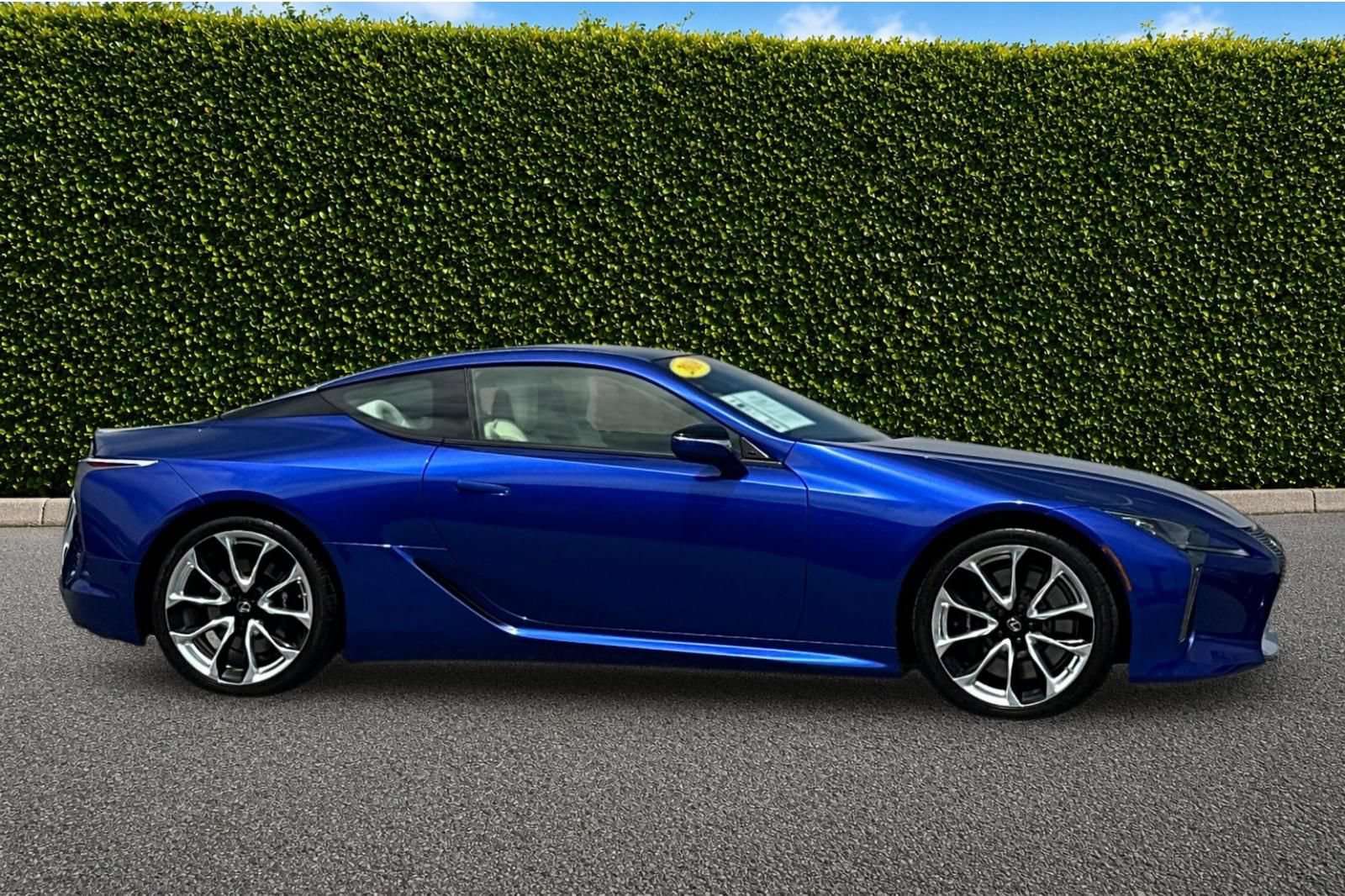 Used 2018 Lexus LC 500 Coupe w/ Launch Edition RWD image 3
