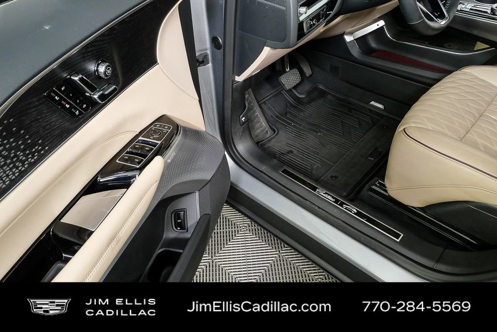 Certified 2024 Cadillac Lyriq Sport w/ Nappa Leather Package image 9