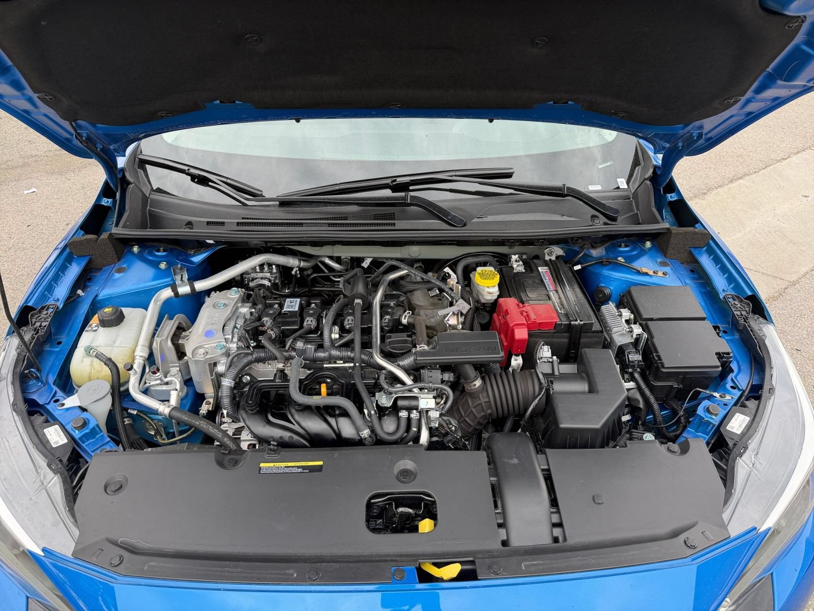 Used 2025 Nissan Sentra SV FWD image 30