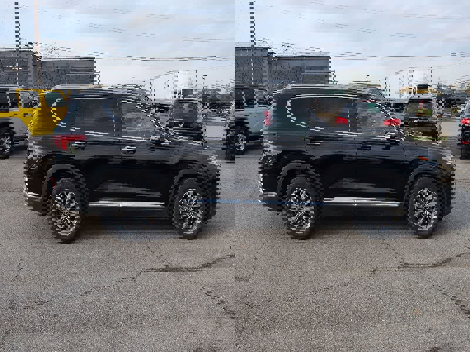 Used 2020 Hyundai Santa Fe SEL w/ Convenience + Premium Package image 9