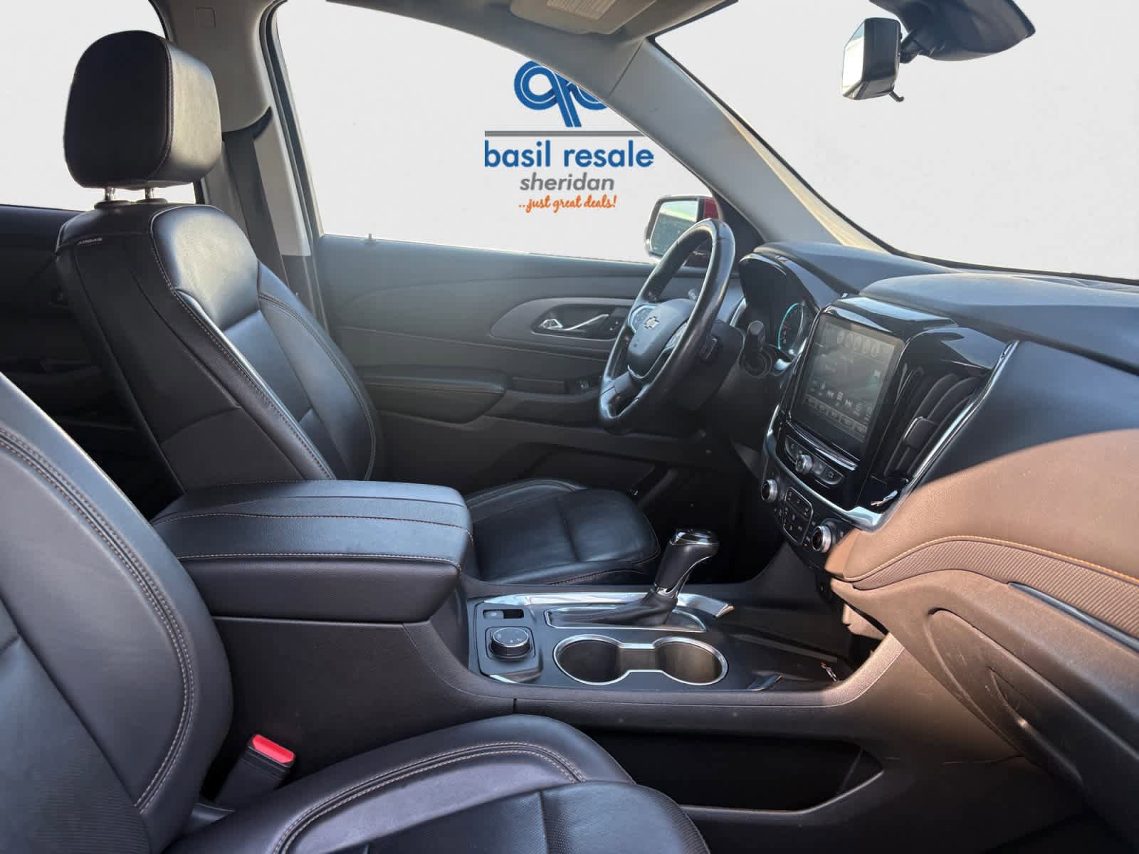 Used 2018 Chevrolet Traverse Premier w/ LPO, Floor Liner Package AWD/4WD image 18