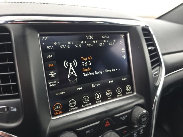 Used 2018 Jeep Grand Cherokee Limited AWD/4WD image 19