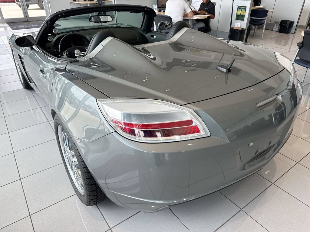 Used 2007 Saturn Sky w/ Premium Trim Pkg RWD image 3