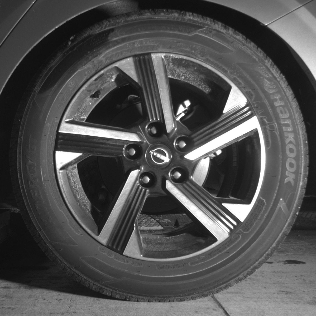 Used 2025 Nissan Sentra SV image 13