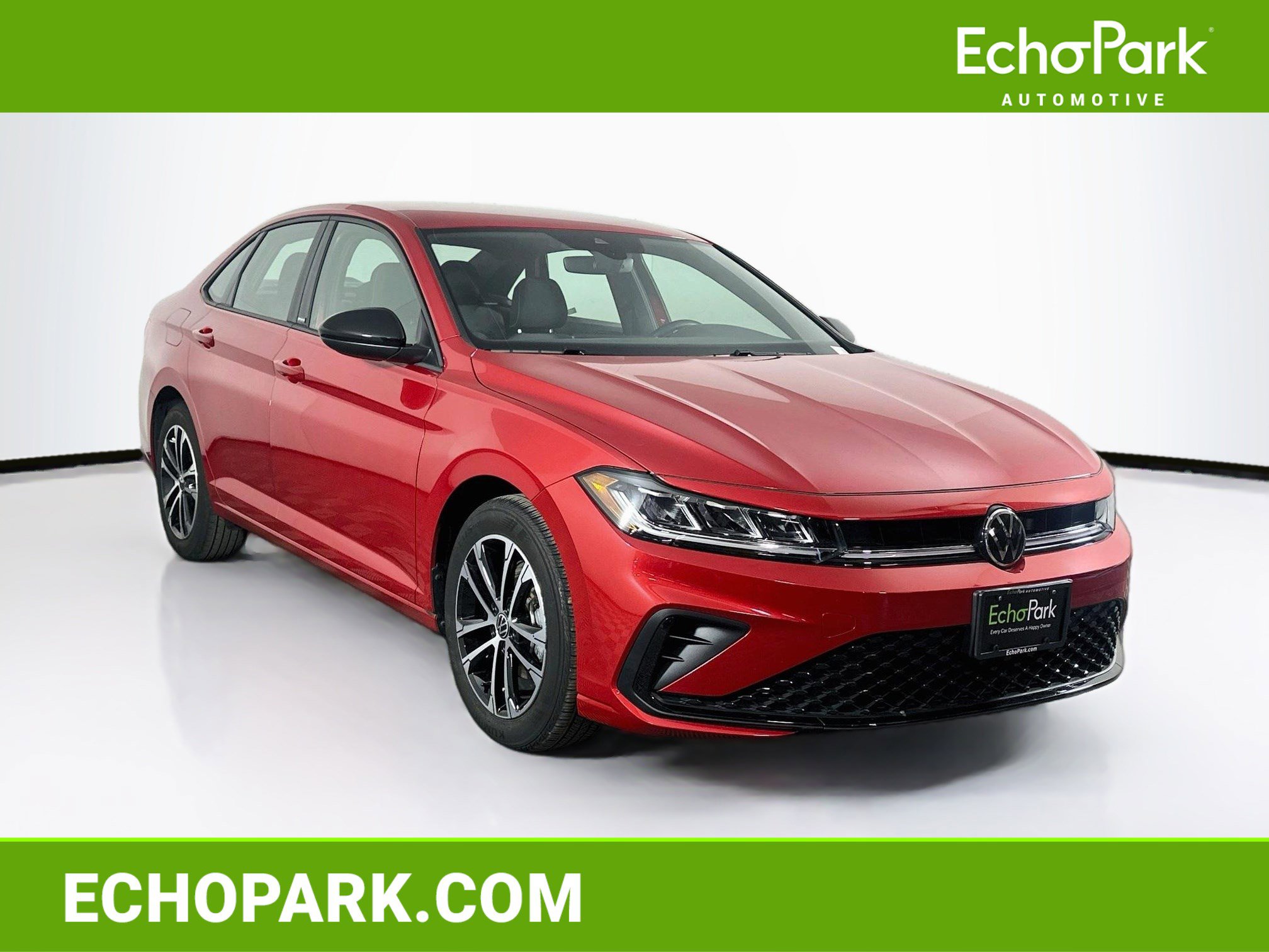 Used 2025 Volkswagen Jetta Sport FWD image 1