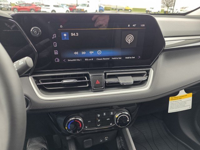 New 2026 Chevrolet TrailBlazer LT w/ LT Cold Weather Package FWD image 3