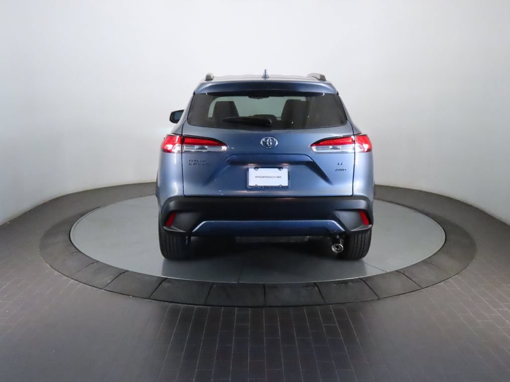 Used 2022 Toyota Corolla Cross LE AWD/4WD image 6