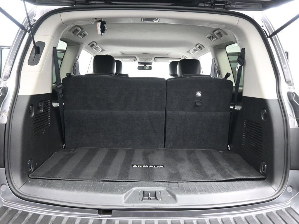 Used 2024 Nissan Armada SL image 27