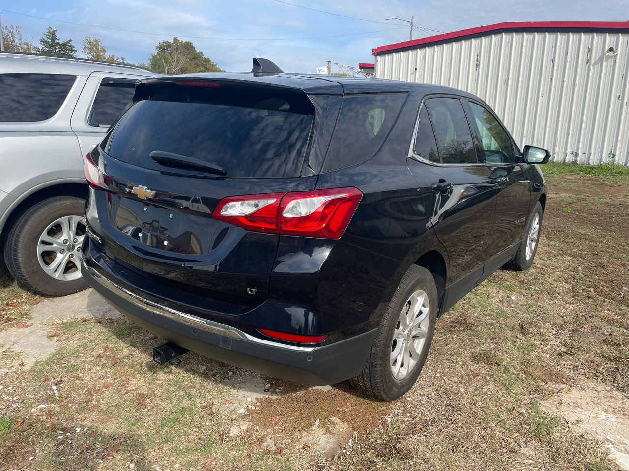 Used 2020 Chevrolet Equinox LT w/ Driver Convenience Package image 4