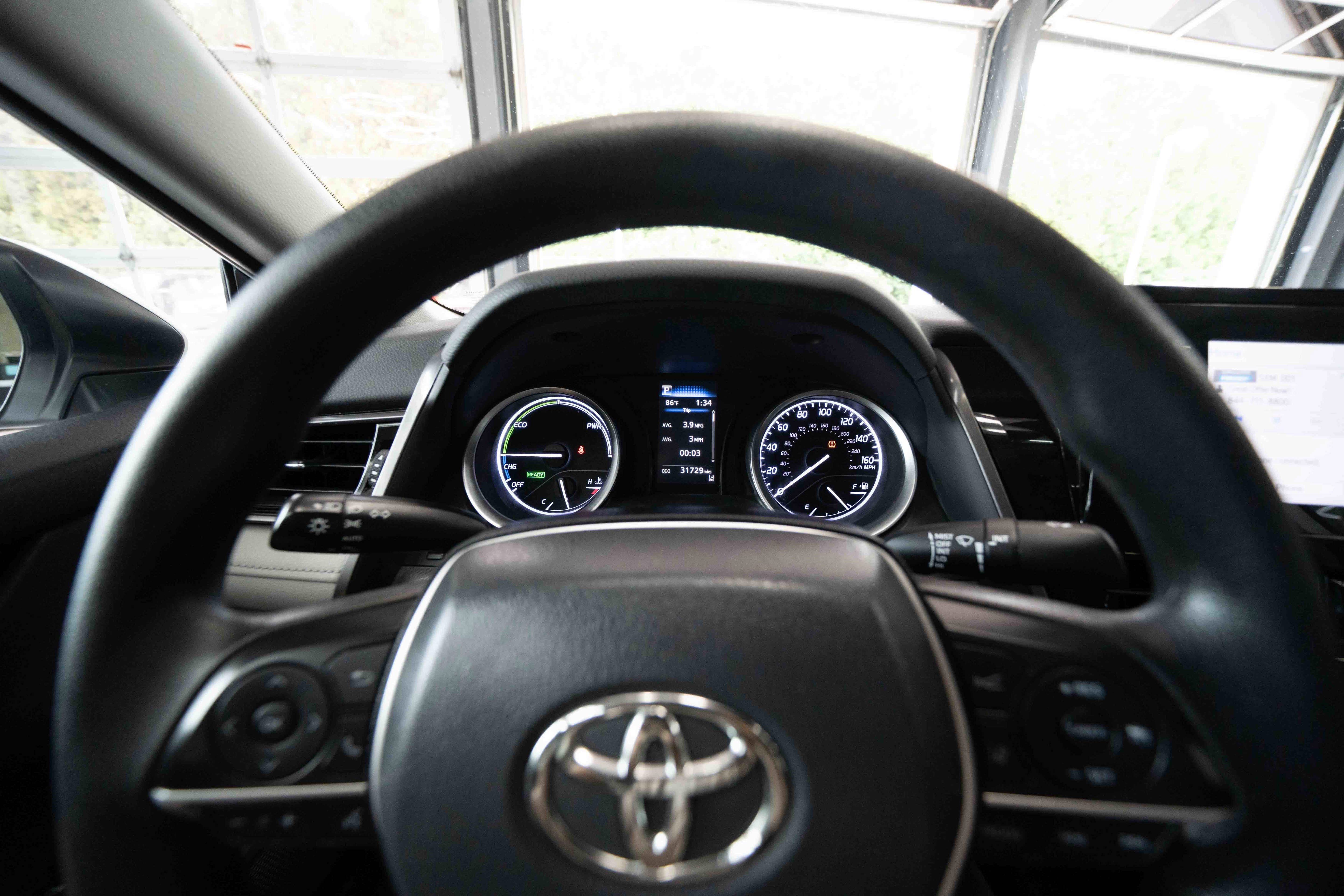 Used 2021 Toyota Camry LE FWD image 15