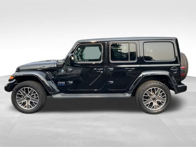 Used 2024 Jeep Wrangler High Altitude AWD/4WD image 10